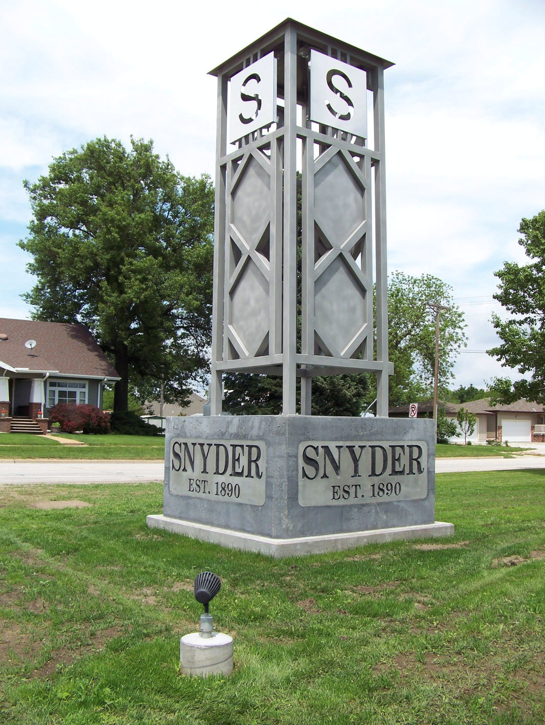 Town of Snyder, population 300, expects big crowds for 125th