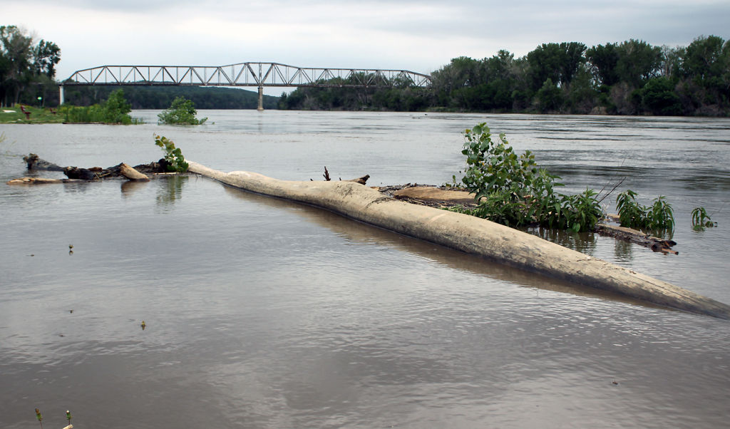 Haworth Park closes due to rising river Bellevue Leader