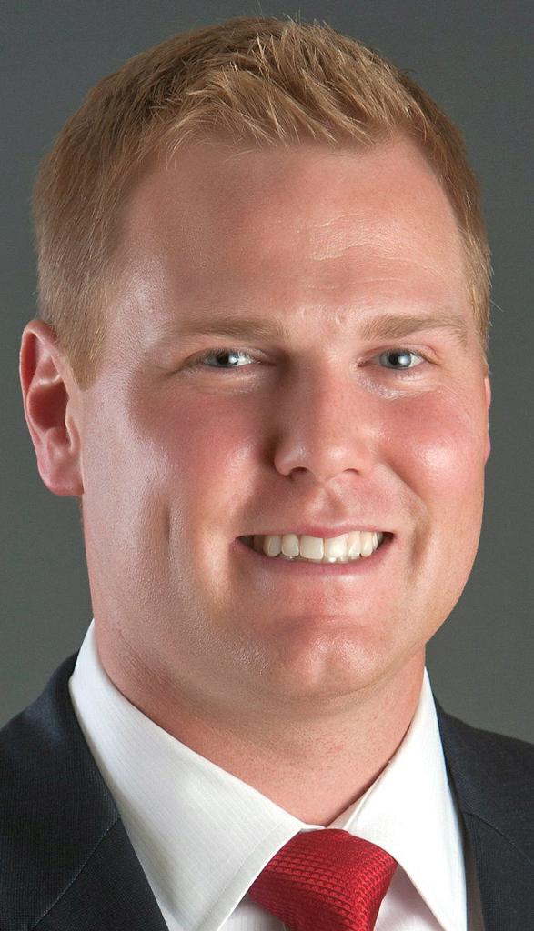 Brett Lindstrom - Alchetron, The Free Social Encyclopedia