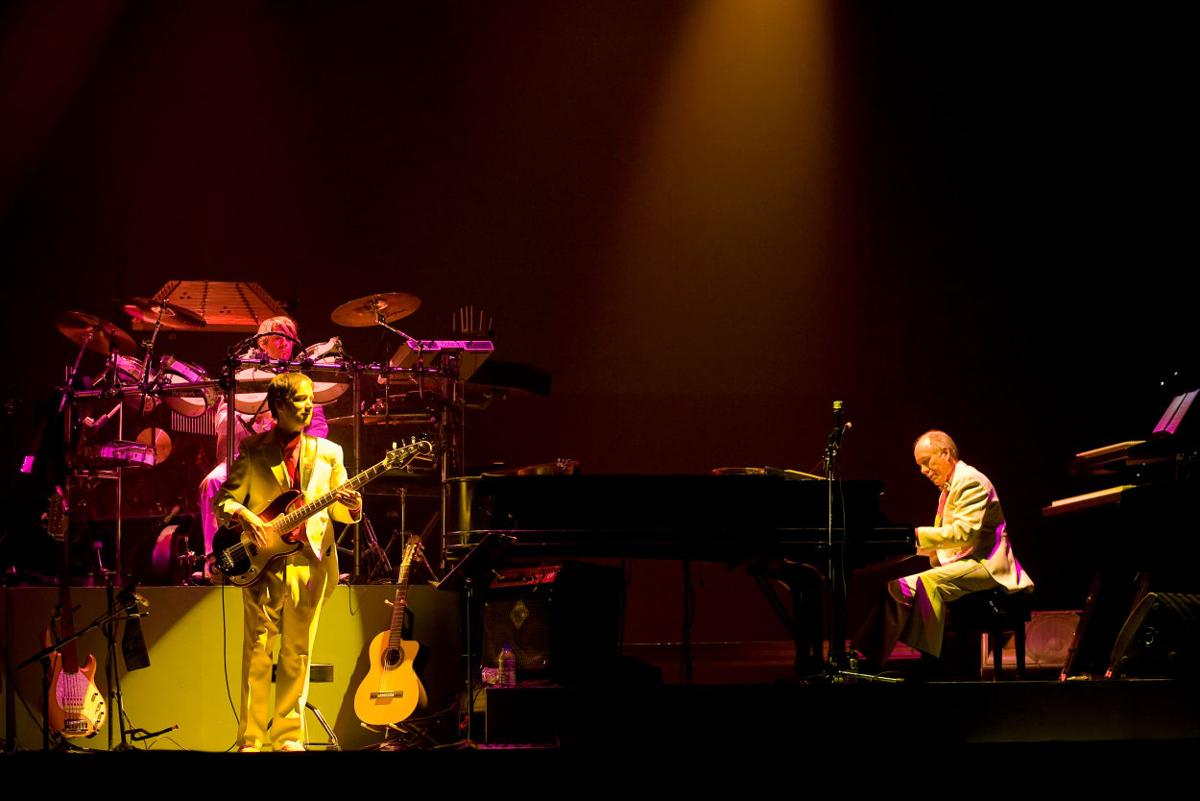 Mannheim steamroller concert dates 2014