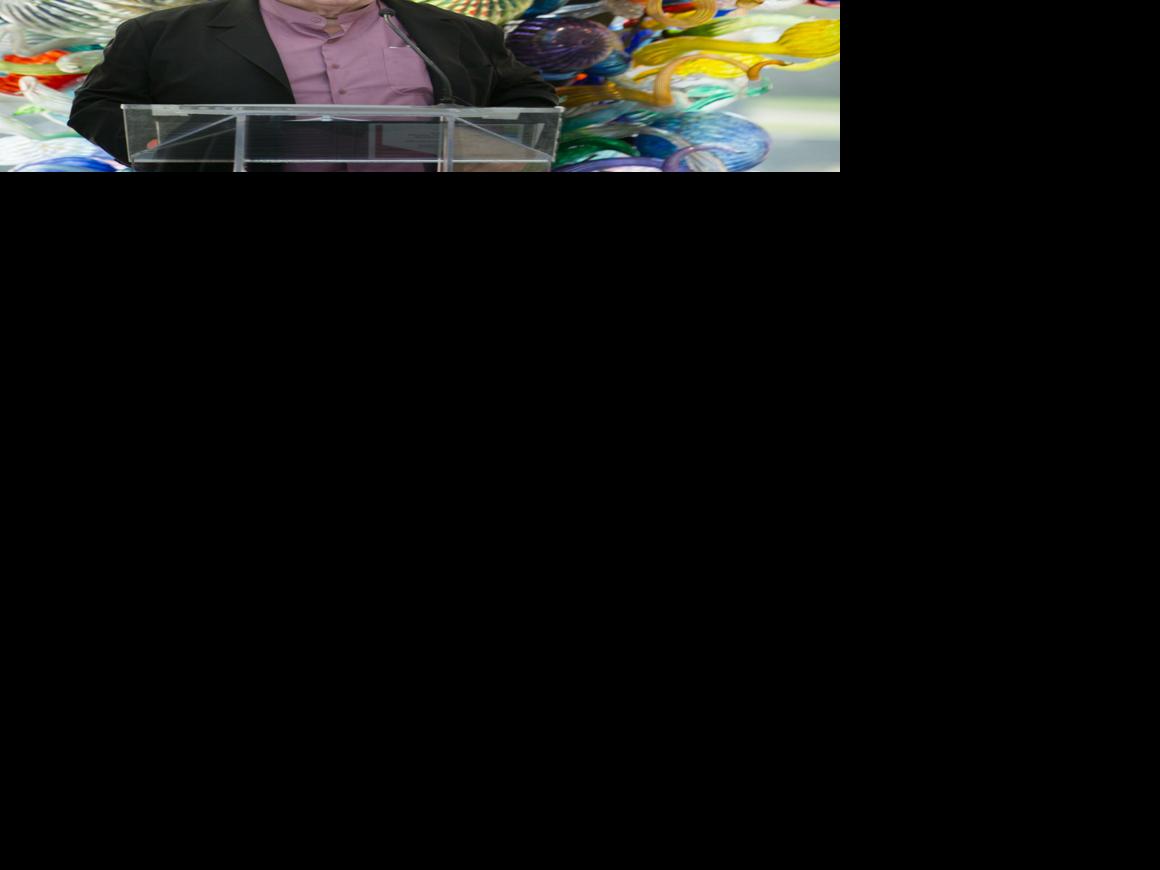 Glass artist Dale Chihuly creating a sanctuary with healing hands