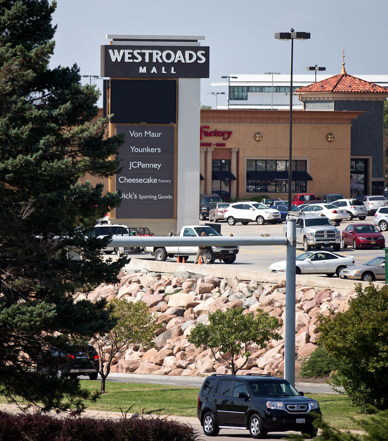 Omaha Westroads Mall urbanDSM