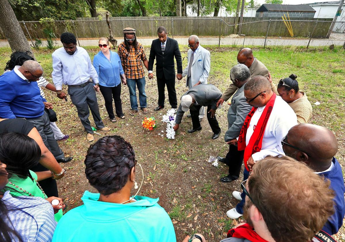 Family of man shot by North Charleston officer: 'All we want is the truth'