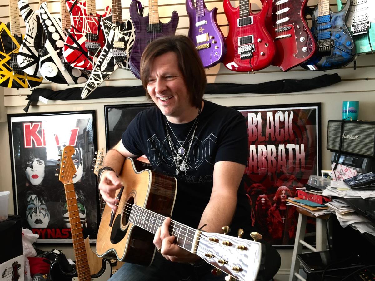 Guitar virtuoso Eddie Bush keeps on rockin' and teachin' | Features