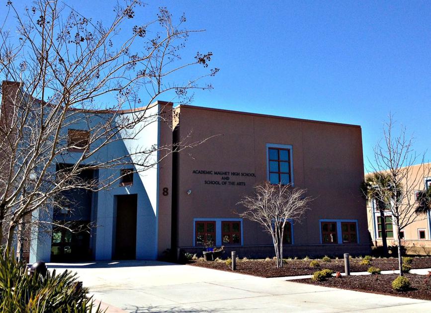 State suspends license of ex-School of Arts teacher for 'unprofessional conduct' - Charleston Post Courier