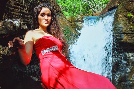 Miss Earth Guam | Gloria Nelson