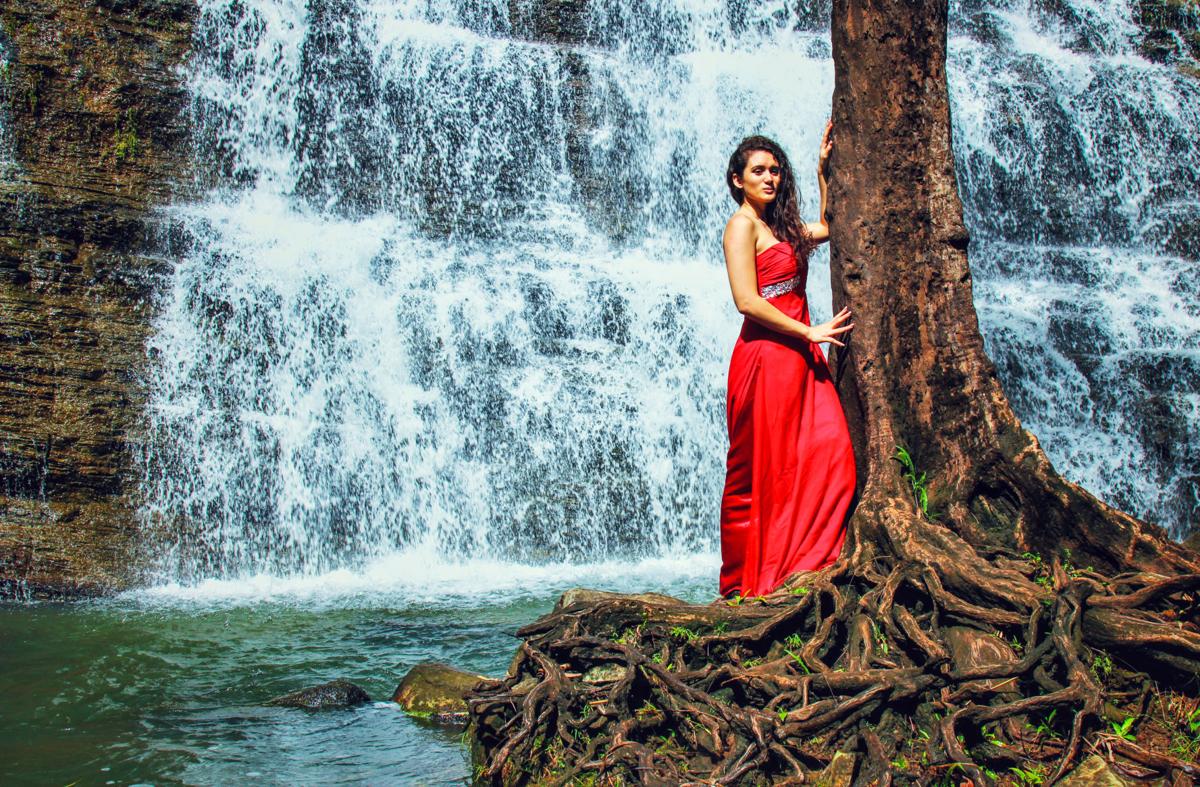 Miss Earth Guam | Gloria Nelson