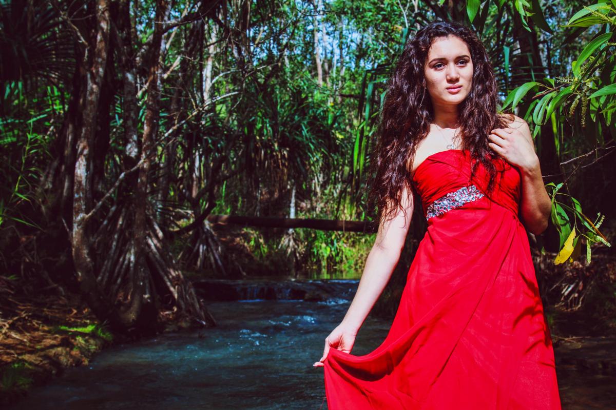 Miss Earth Guam | Gloria Nelson