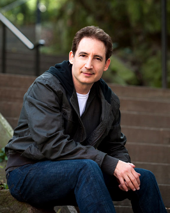 Physicist Brian Greene gives lecture on string theory | Campus