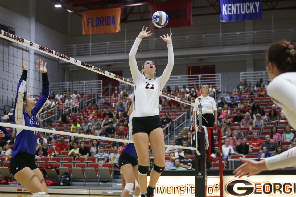 volleyball sweeps Bulldog Invitational to improve to 121