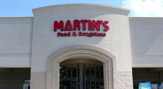 How do you access the weekly ad for Martin's Food?