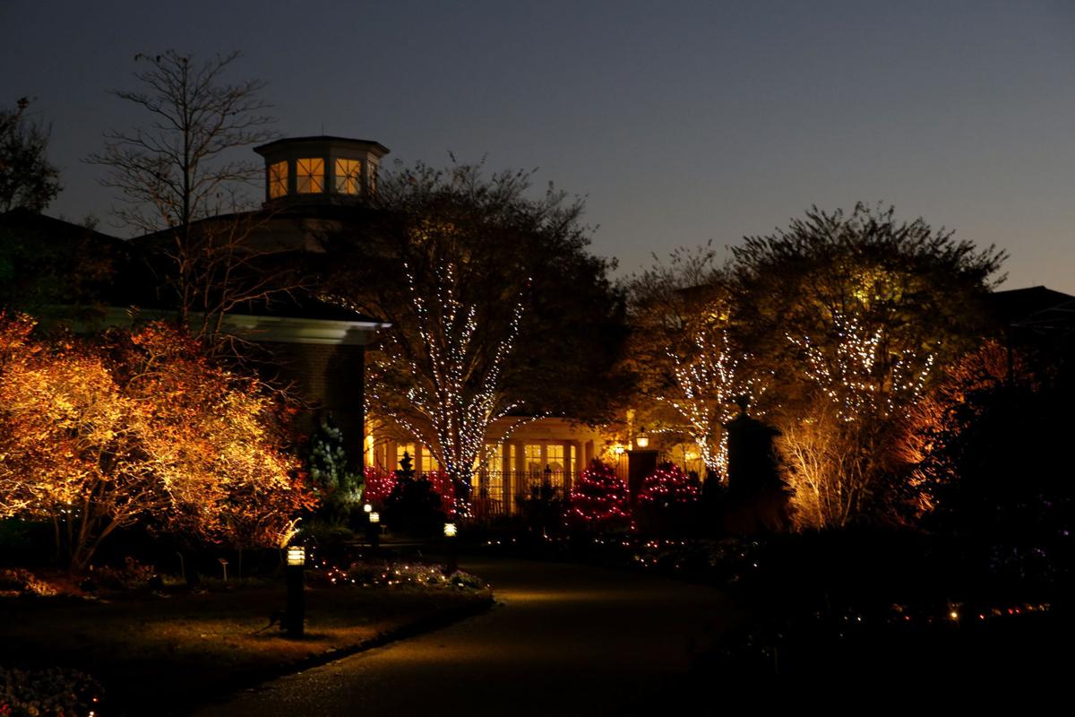 Dominion GardenFest of Lights 2016 Living Color Entertainment