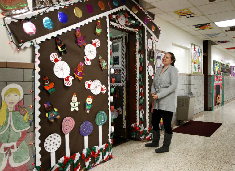 Marvelous Decorating Doors 4 1000 Images About Christmas Door Great Decorating Doors 12 Christmas Door Contest Winners Doordecorating Beautiful