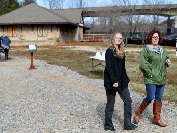 Veteran Restaurateurs Jeff Teal Batson To Open The Green
