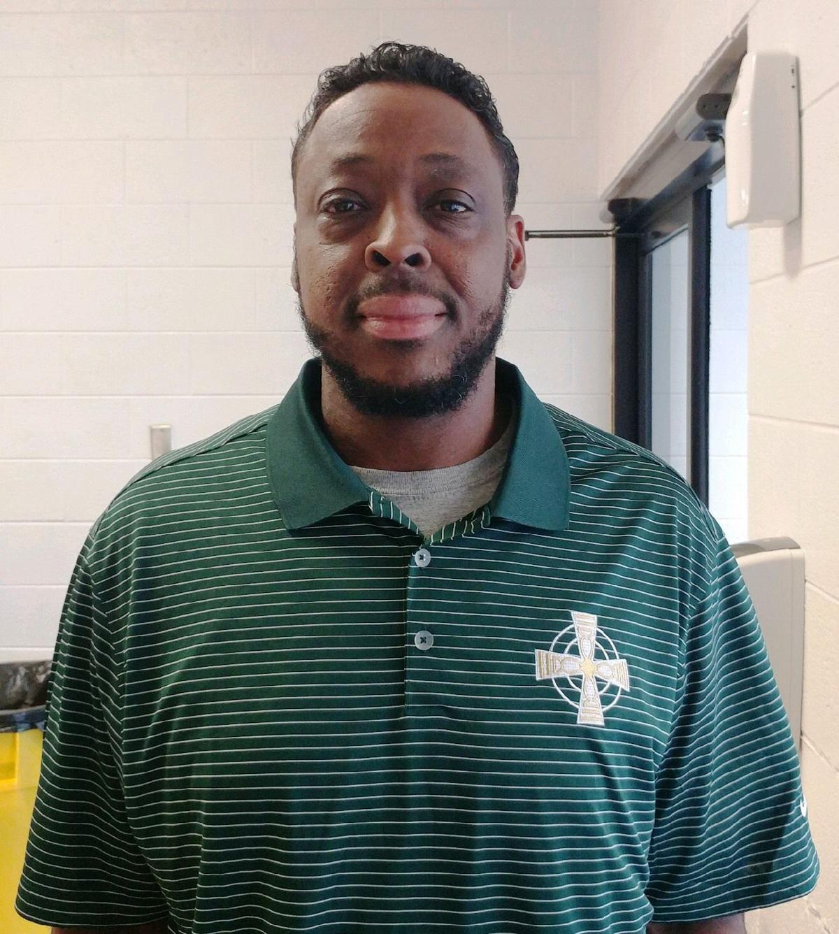 Roanoke Catholic goes with Shawn Good as next boys basketball coach
