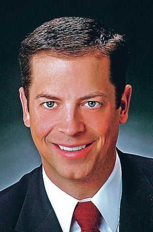 Senate leaders halt vote on Martinez ally for UNM regent to avoid his rejection