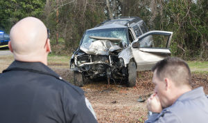 person dies in Wednesday morning Florence crash - SCNow: Local News