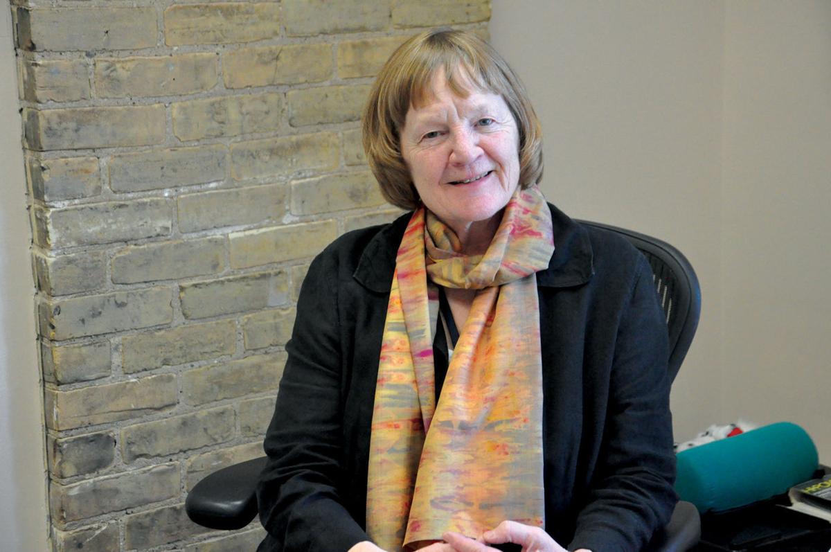 Mary Kay Feltes, longtime local librarian, retiring as director ...