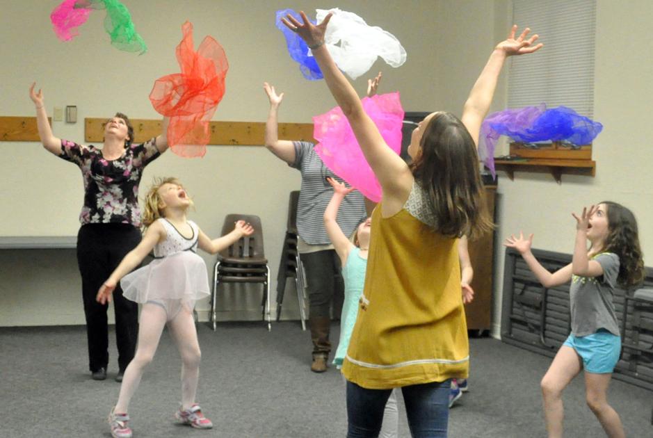 Pre-schoolers, parents get wild and silly at library dance party - Southernminn.com