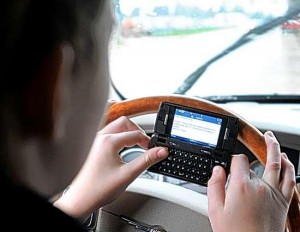 Police: Texting tickets rare on area roads  