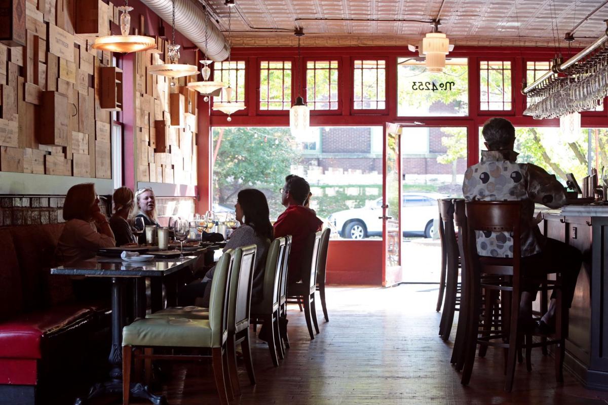 Scarlett's Wine Bar is a new name for a familiar formula Restaurant