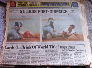 Yellowing headlines from Cards&#39; 1982 run : Sports