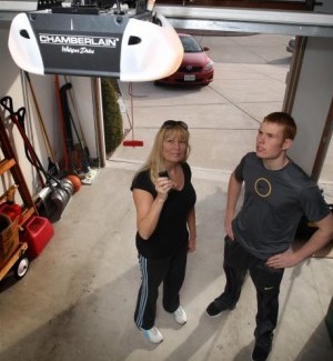 Garage door mystery in St. Charles solved  