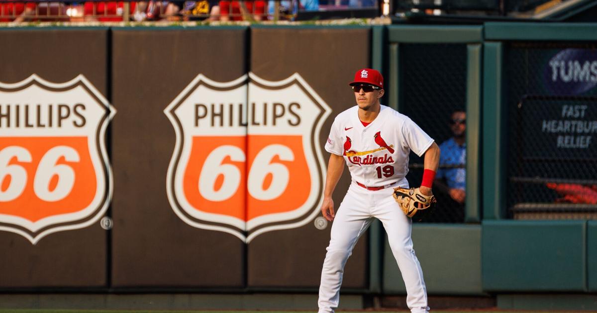 Tommy Edman returns to Cardinals' starting lineup, starts at second vs. Dodgers