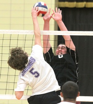Duckworth spikes set tone as Oakville sweeps past Fort Zumwalt W