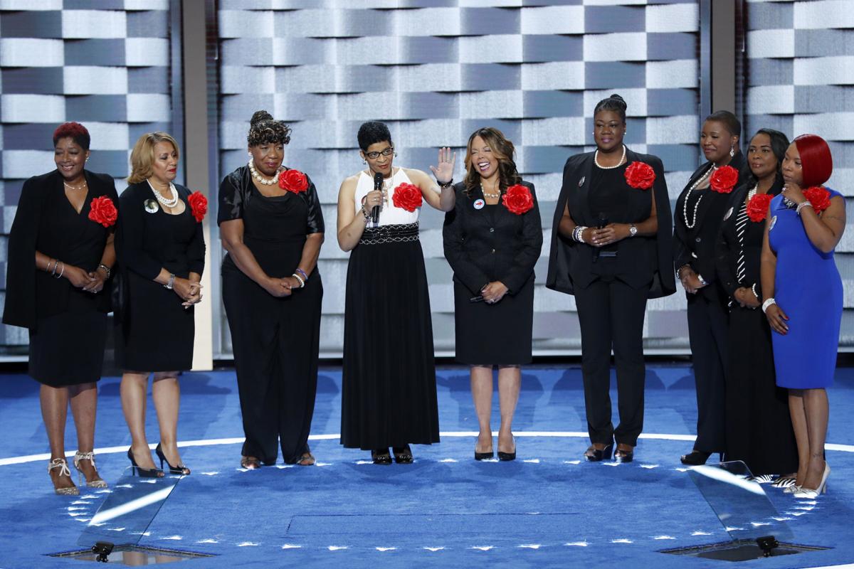 Clinton wins historic nomination, says glass ceiling cracked