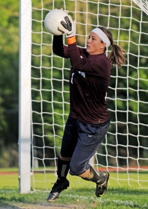 Soccer notebook: Trinity's big week nets milestone win for coach