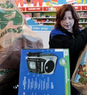 Black Friday in St. Louis: Toys"R"Us in Sunset Hills