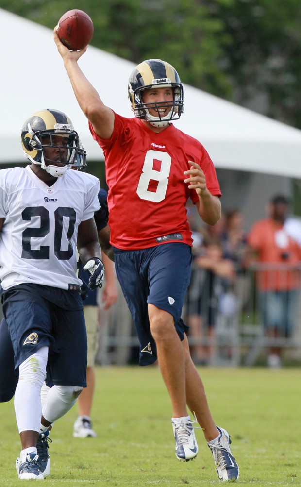 Fullsquad Rams training camp opens Gallery