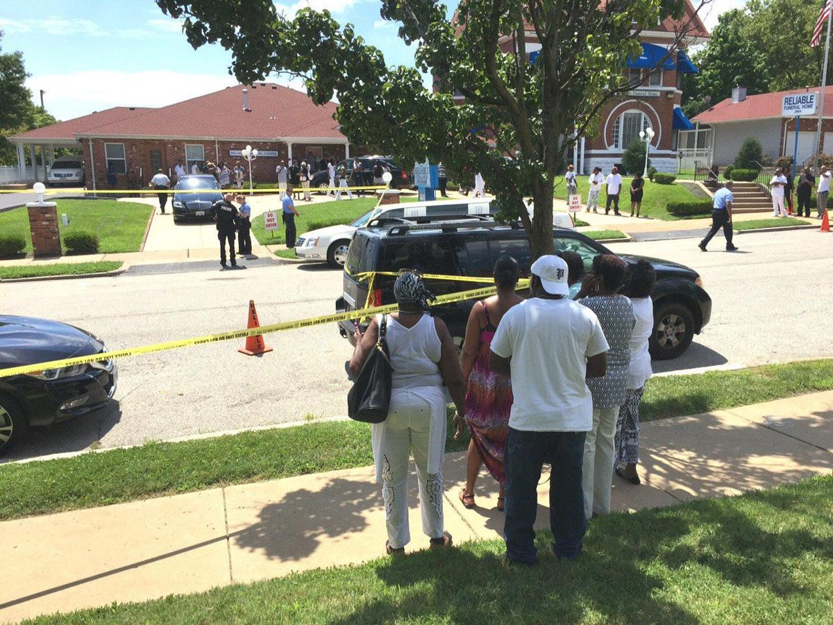 1 dead in shooting outside of St. Louis funeral home Law and order