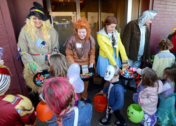 How to deal with the day-after-Halloween candy glut | Entertainment | www.bagssaleusa.com