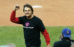 OCTOBER 29 2006 - St. Louis Cardinal Manager Tony La Russa acknowleges the crowd win during the pep rally Sunday at Busch Stadium.