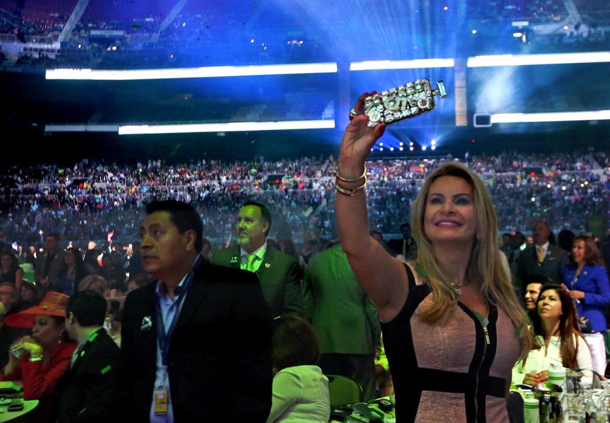 St. Louis Herbalife convention draws thousands of dreamers Business