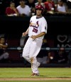 David Freese injures his right leg