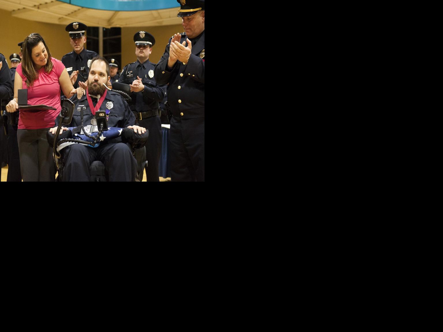 Ballwin police officer Michael Flamion honored with Medal of Valor, Purple Heart - STLtoday.com