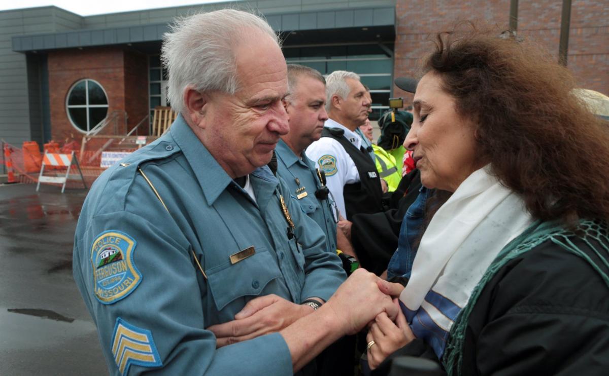 Clergy demonstrates at Ferguson Police Department