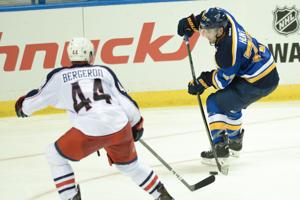 Blues put Hunt on waivers to send him back to AHL