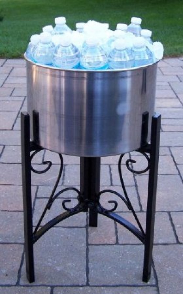 High & Low Outdoor ice bucket Lifestyles