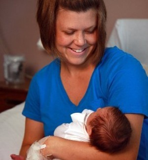 Hannibal Regional Hospital emphasizes breast-feeding
