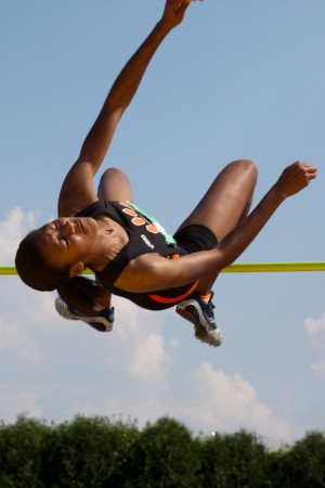 Edwardsville edges Belleville West for first state team title