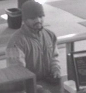 Police investigate bank robbery in St. Louis