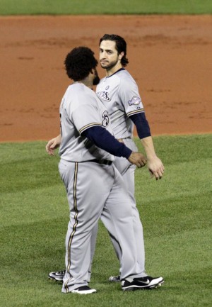 Fielder and Braun in field Game 3 NLCS
