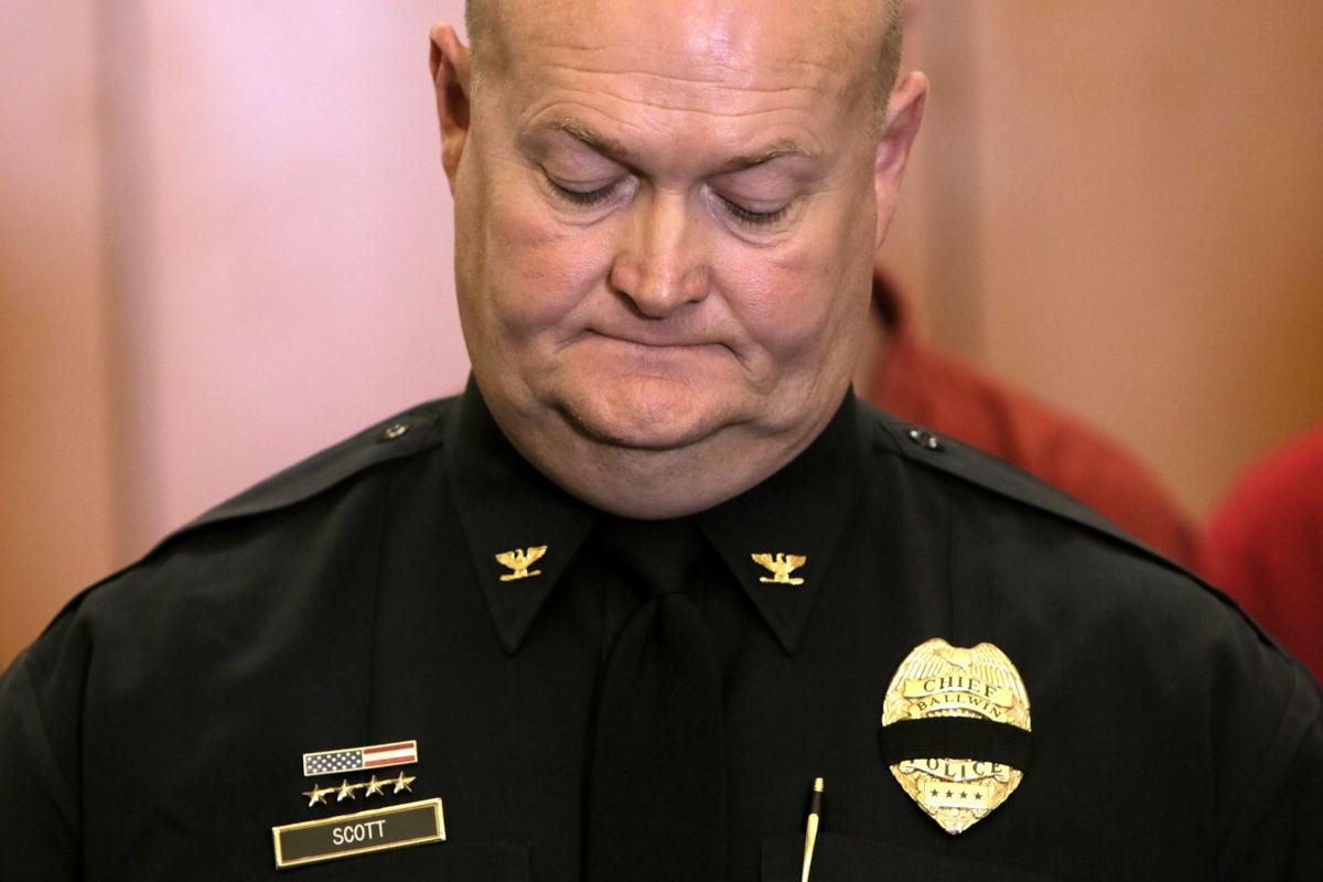 Police shooting in Ballwin - news conference