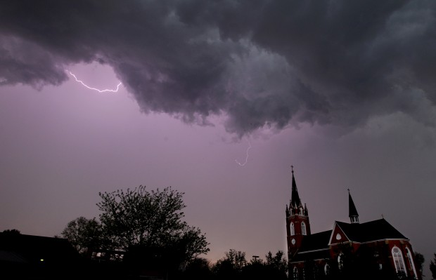 Storm brings rain, hail to St. Louis area; Cardinals game postponed | Metro | www.neverfullmm.com
