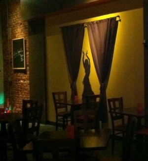 Smokers are welcome at Double Apple hookah bar  