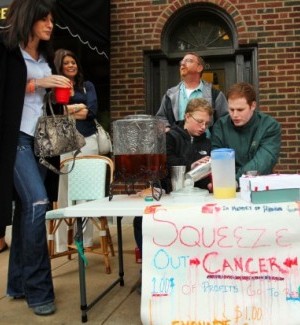 Families fight cancer in memory of mothers